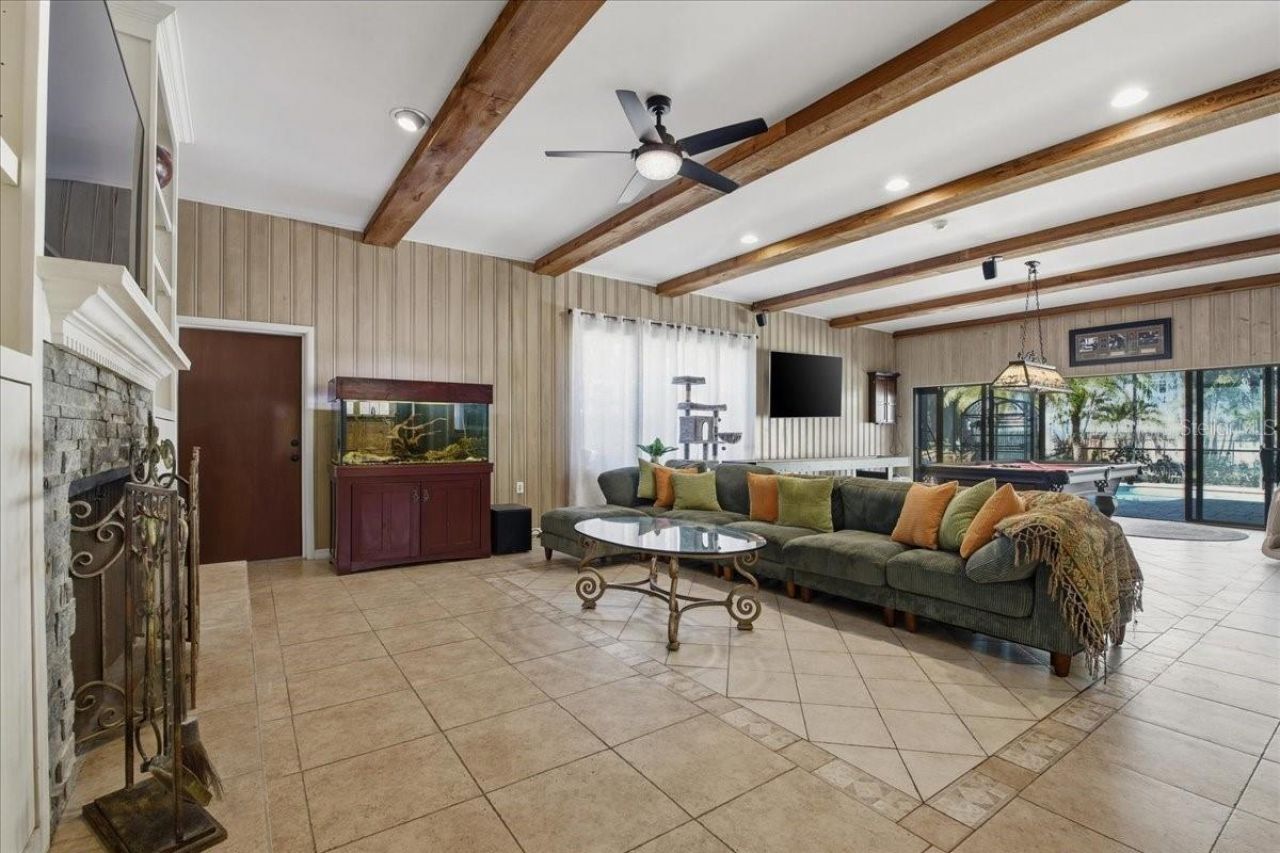 208 N Spring Boulevard, Tarpon Springs, FL 34689 Photo