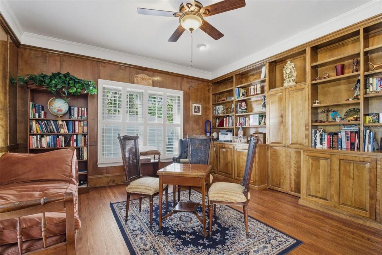 208 N Spring Boulevard, Tarpon Springs, FL 34689 Photo