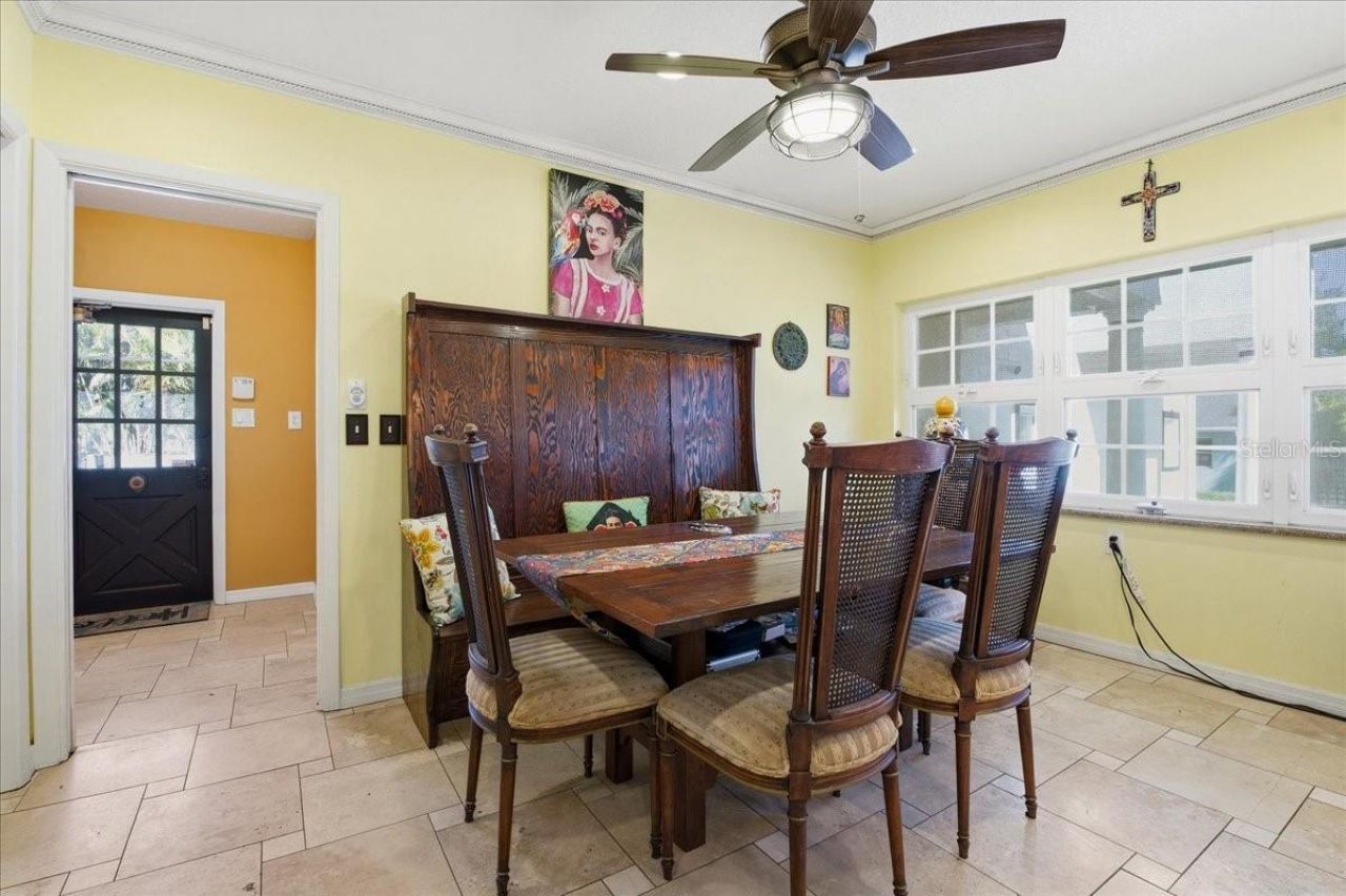 208 N Spring Boulevard, Tarpon Springs, FL 34689 Photo