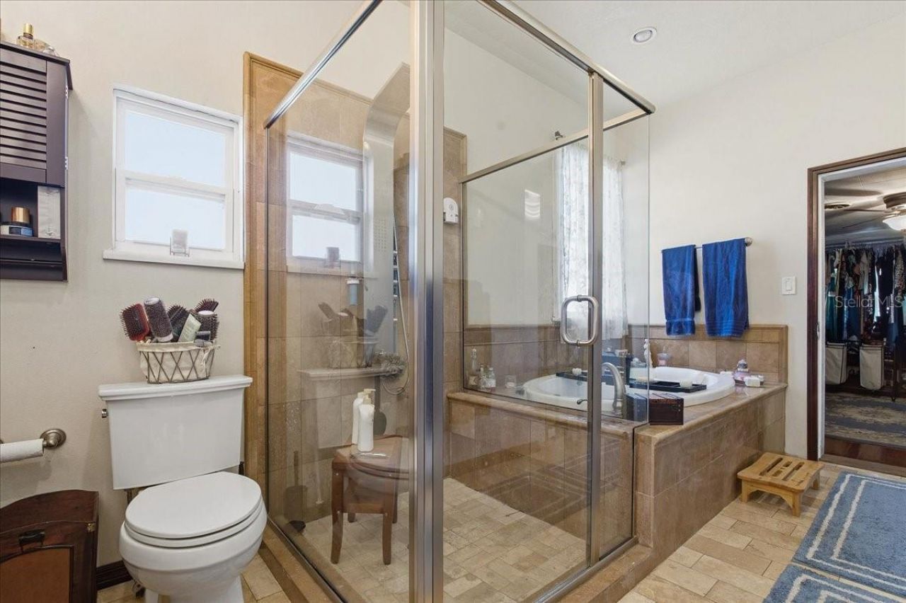 208 N Spring Boulevard, Tarpon Springs, FL 34689 Photo