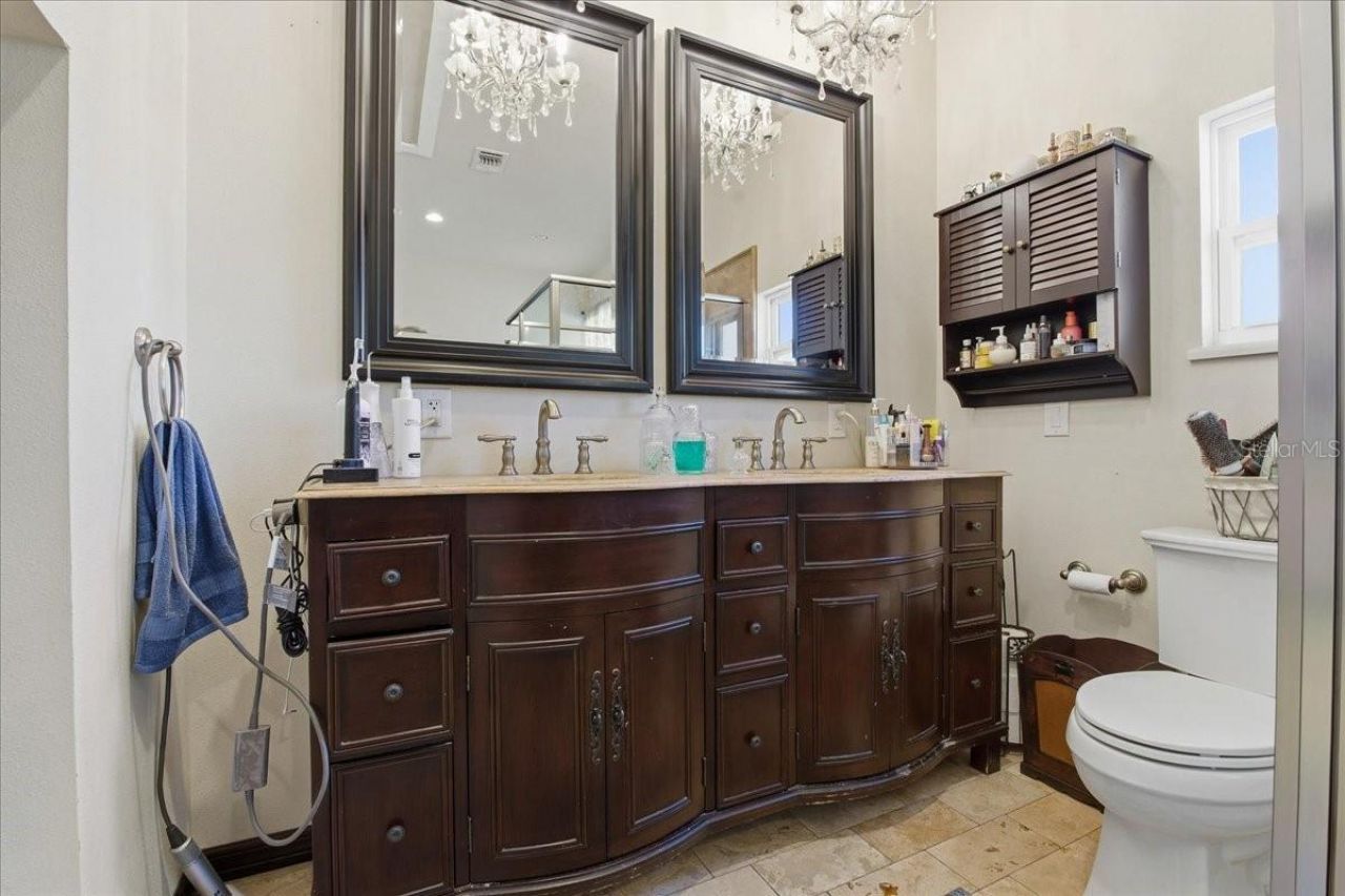 208 N Spring Boulevard, Tarpon Springs, FL 34689 Photo