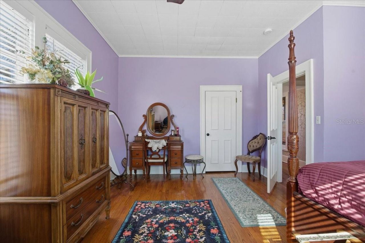 208 N Spring Boulevard, Tarpon Springs, FL 34689 Photo