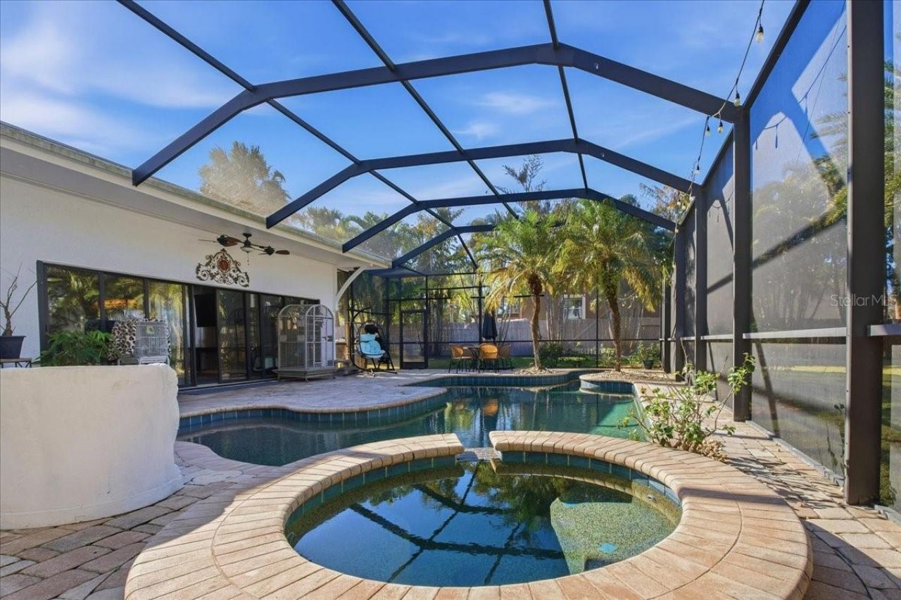 208 N Spring Boulevard, Tarpon Springs, FL 34689 Photo