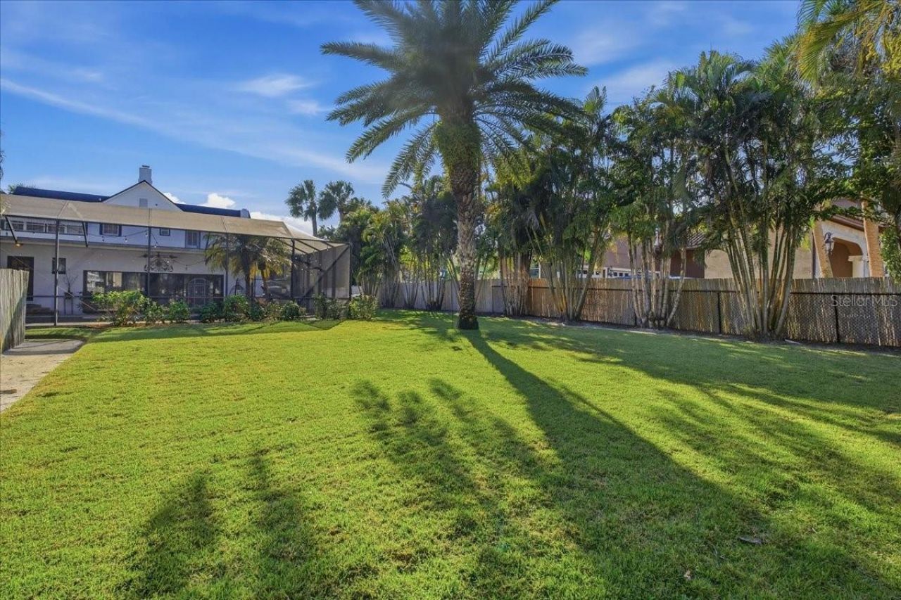 208 N Spring Boulevard, Tarpon Springs, FL 34689 Photo