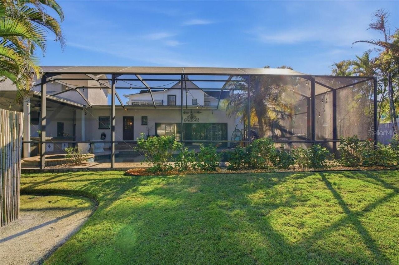 208 N Spring Boulevard, Tarpon Springs, FL 34689 Photo