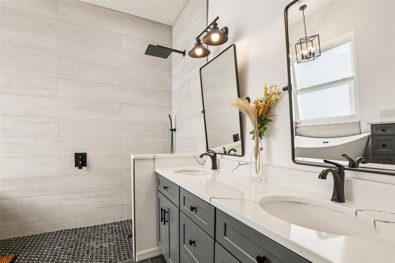 8348 47th Street Circle E, Palmetto, FL 34221 Photo