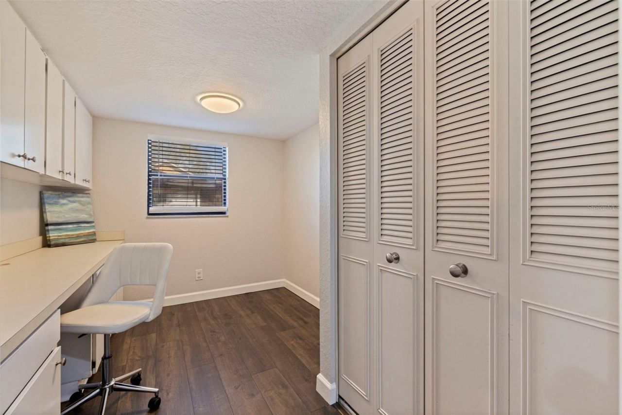 8950 Baywood Park Drive, Seminole, FL 33777 Photo