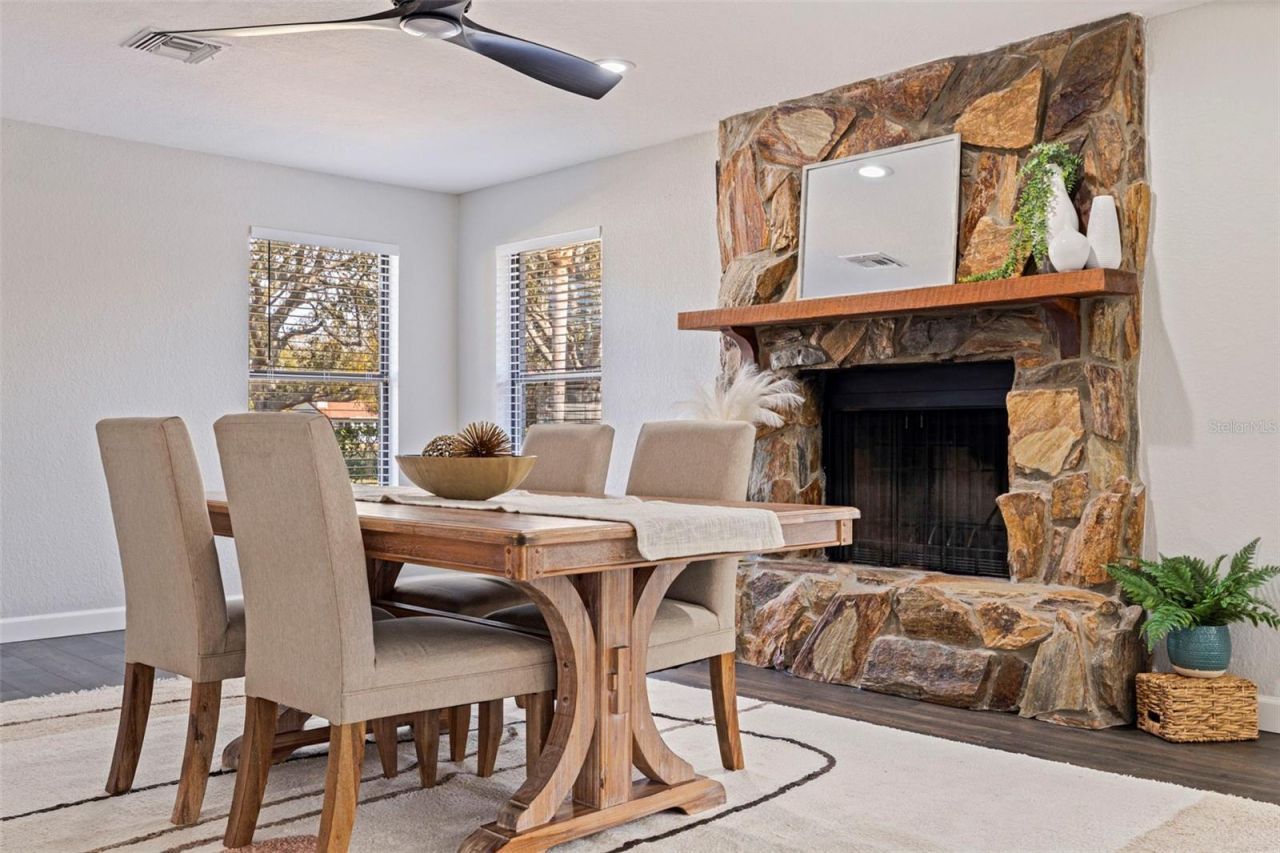 8950 Baywood Park Drive, Seminole, FL 33777 Photo