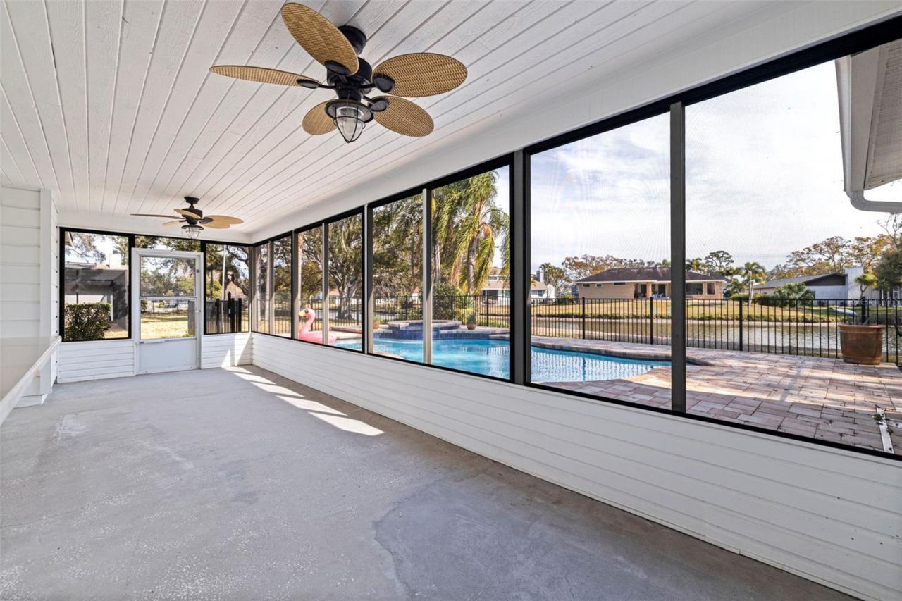 8950 Baywood Park Drive, Seminole, FL 33777 Photo