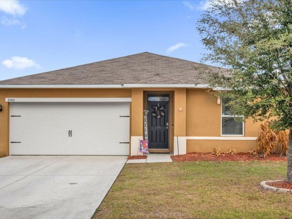 2505 GLACIER EXPRESS LANE, TAVARES, FL 32778