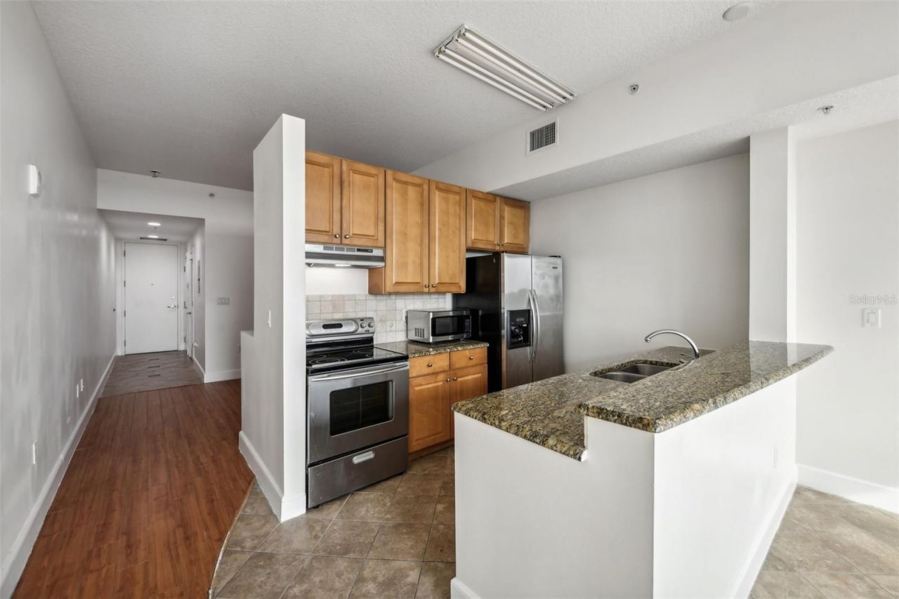 101 S Eola Drive, Unit 707, Orlando, FL 32801 Photo