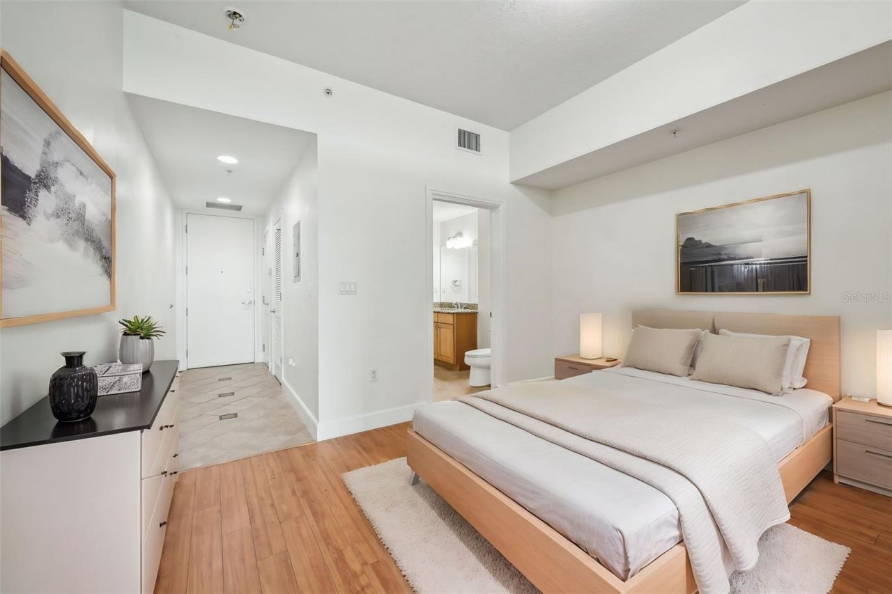 101 S Eola Drive, Unit 707, Orlando, FL 32801 Photo