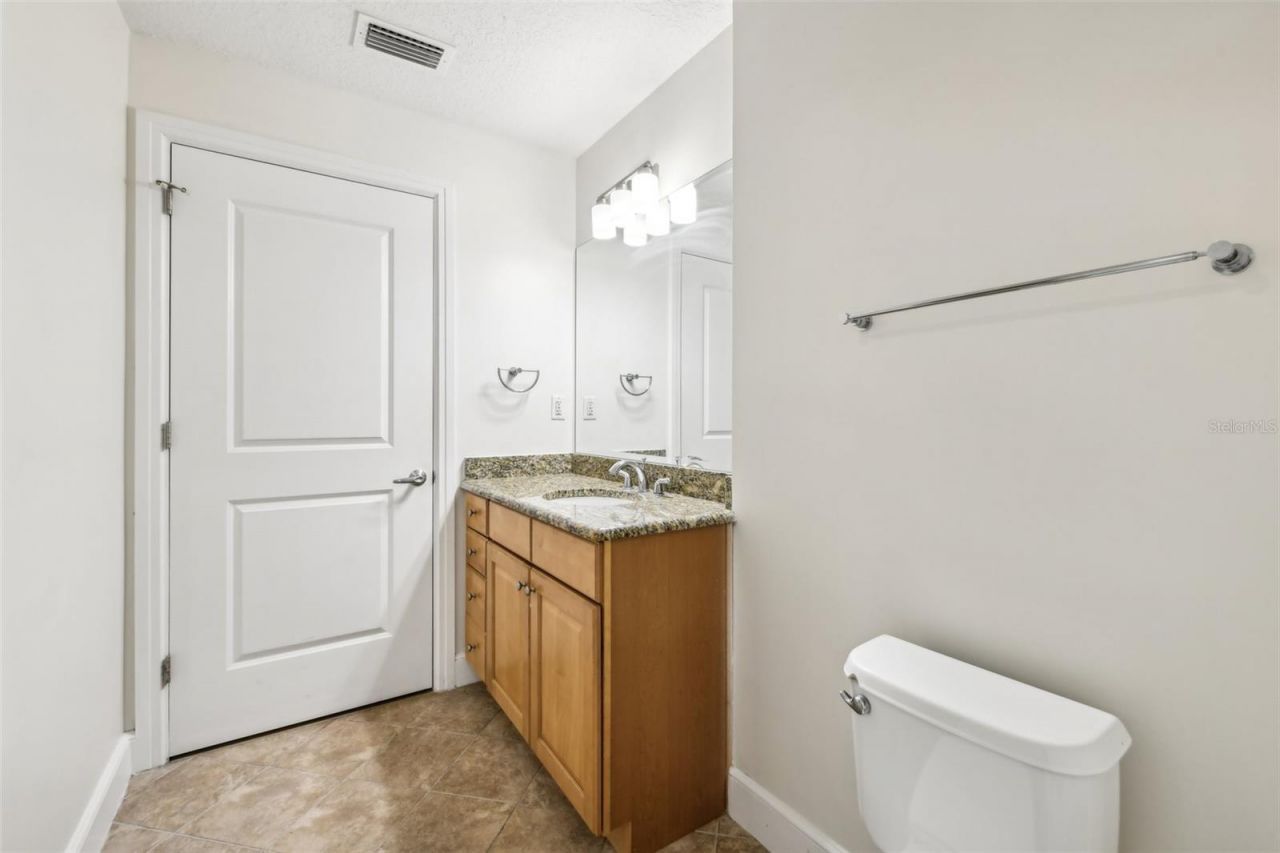 101 S Eola Drive, Unit 707, Orlando, FL 32801 Photo