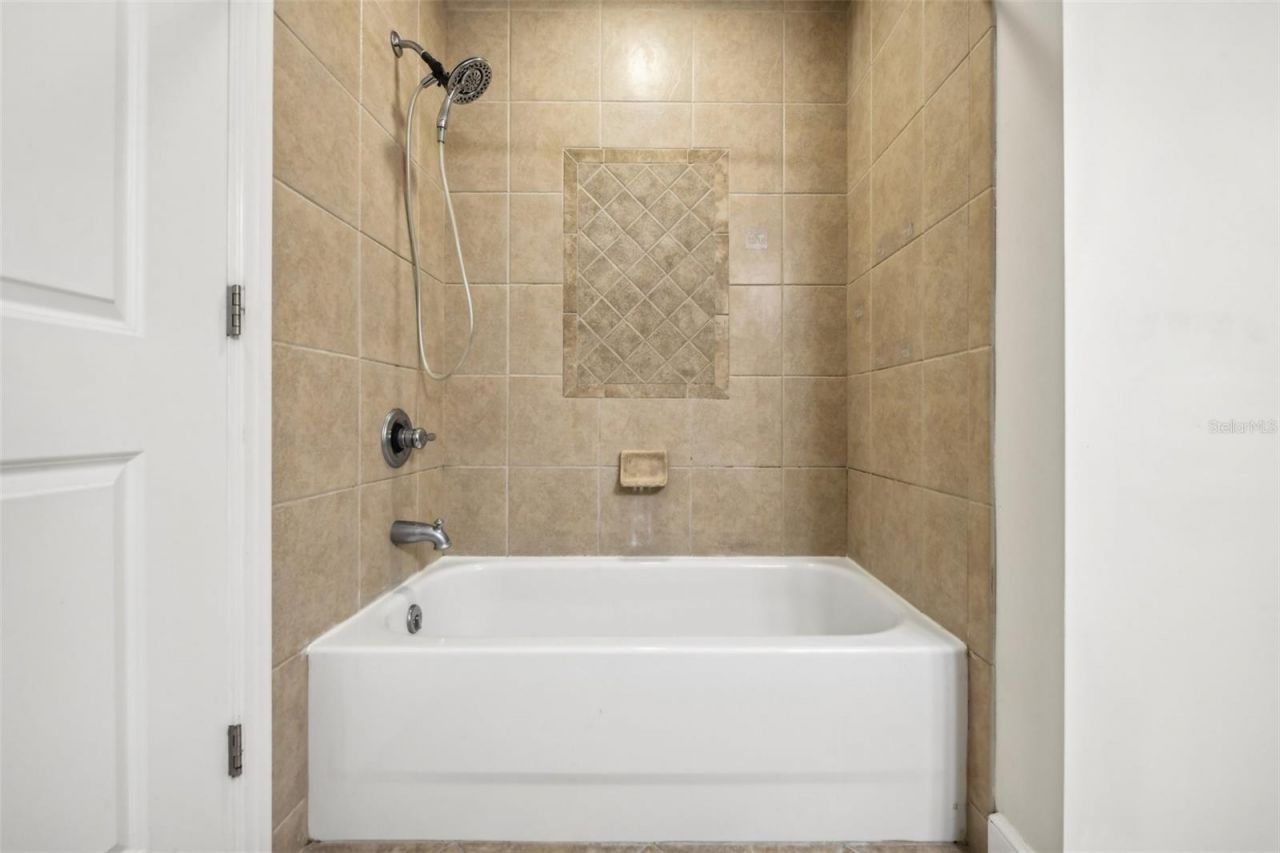 101 S Eola Drive, Unit 707, Orlando, FL 32801 Photo