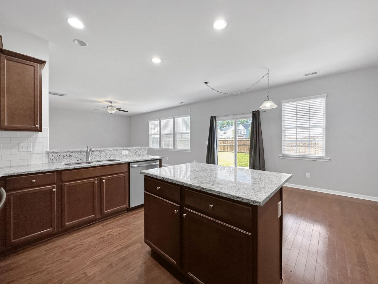 670 Silver Moss Drive Photo 16