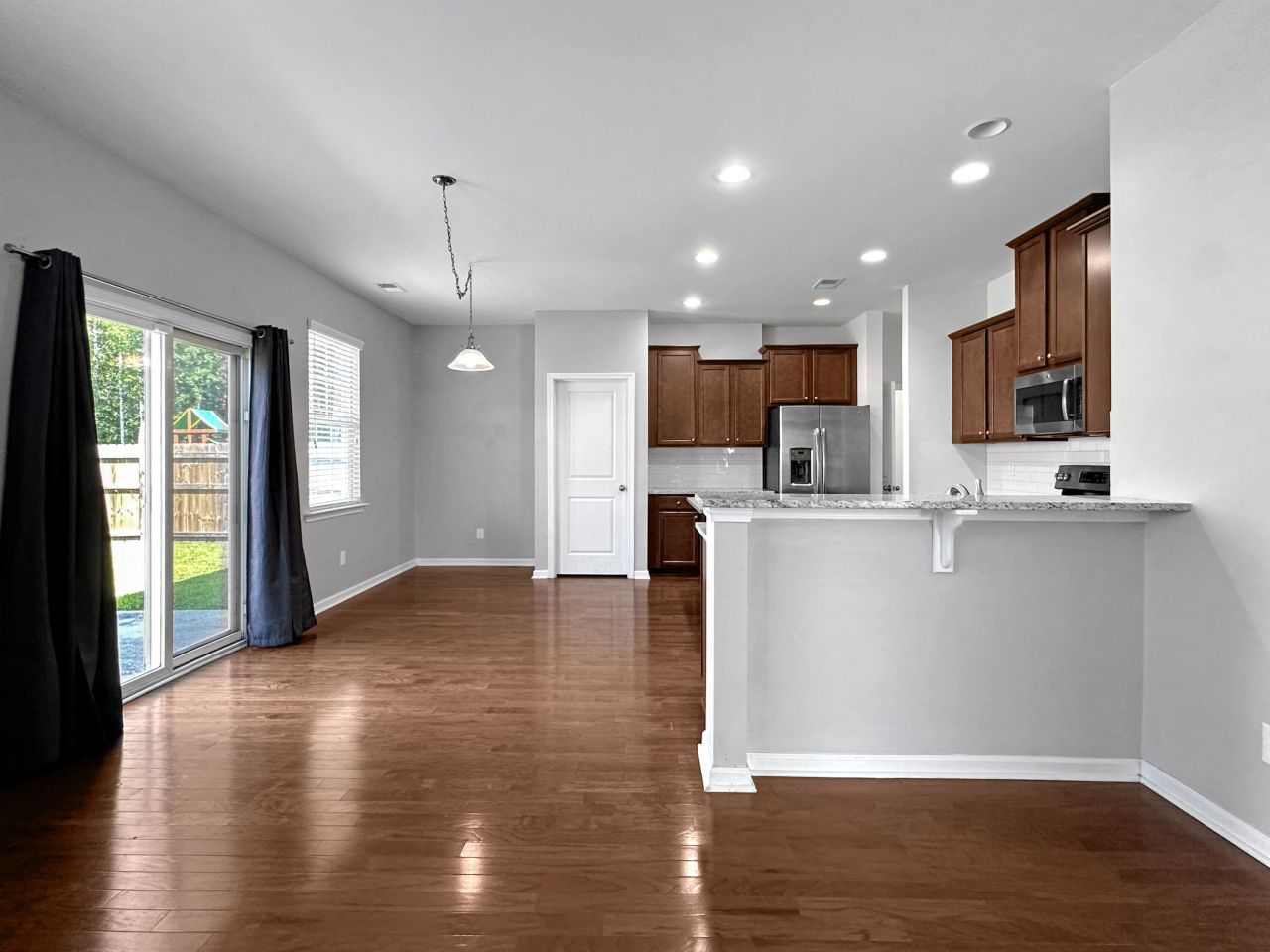 670 Silver Moss Drive Photo 17