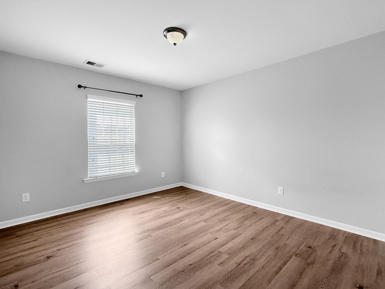 670 Silver Moss Drive Photo 24