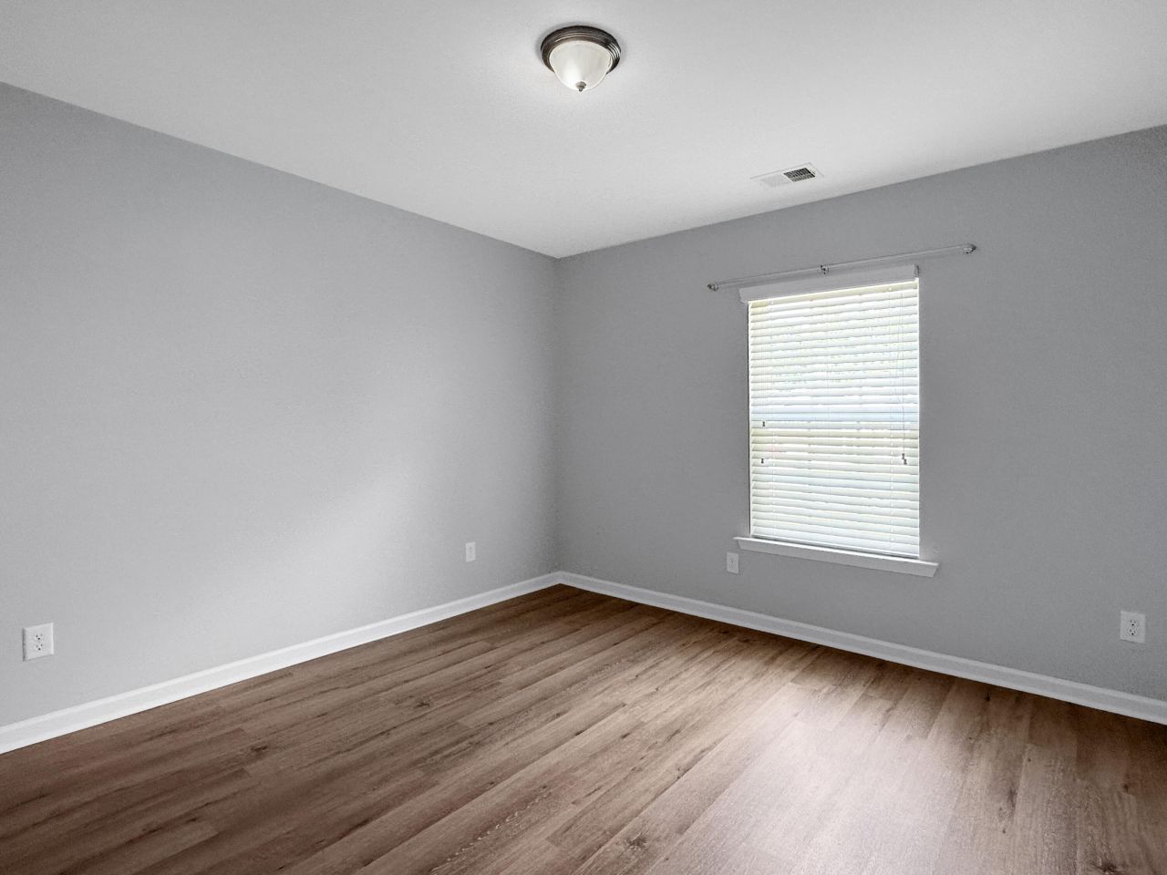 670 Silver Moss Drive Photo 25