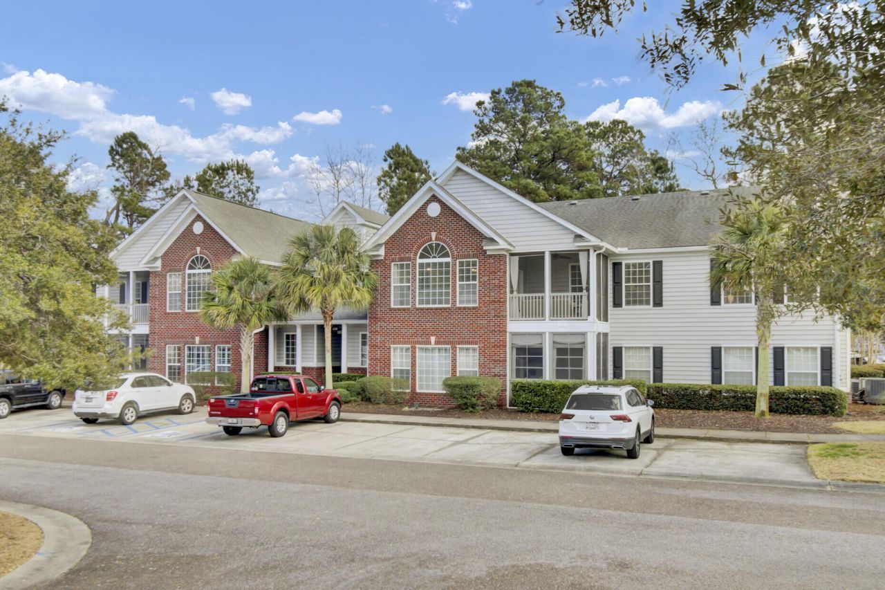 1322 Kingsford Lane Photo 2