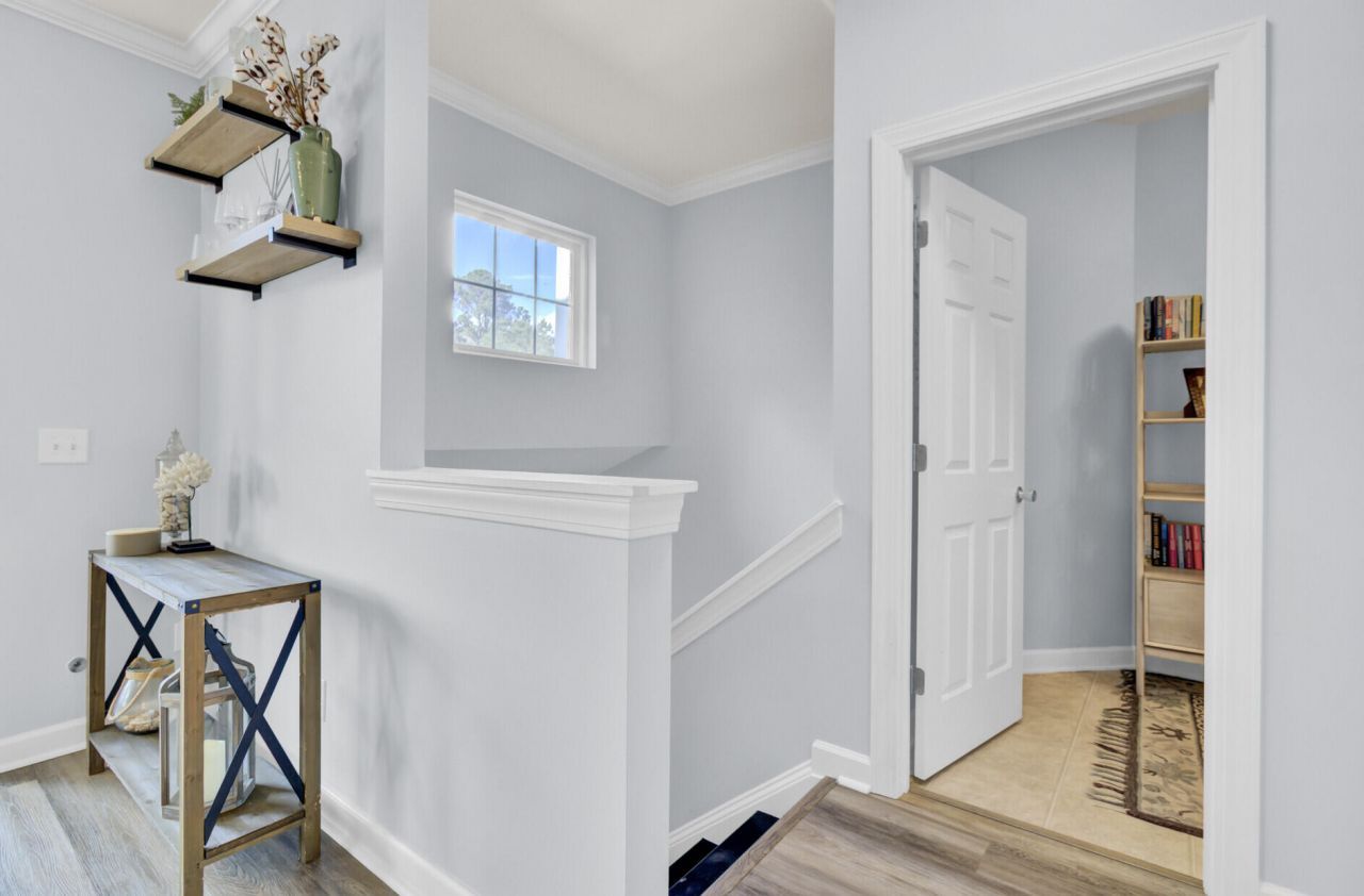 1322 Kingsford Lane Photo 6