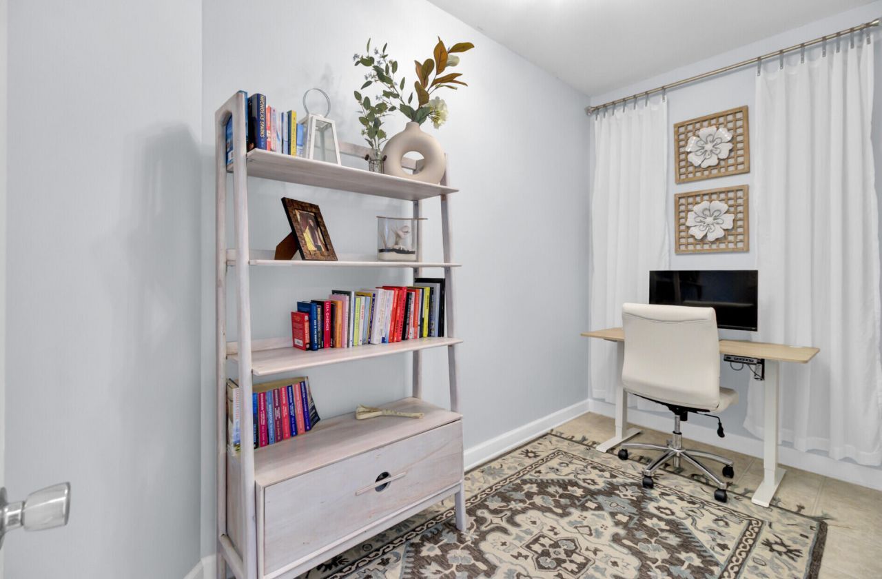 1322 Kingsford Lane Photo 7