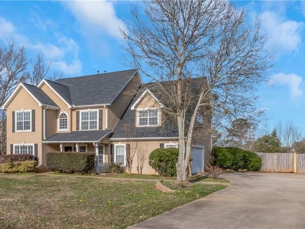 112 Wyckliffe Drive, Locust Grove, GA 30248