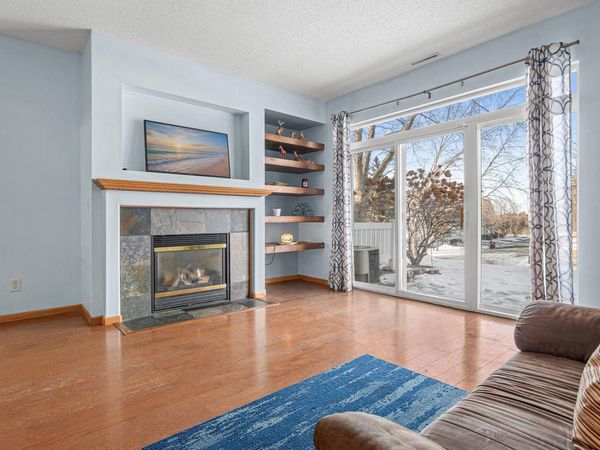 1035 Providence Drive, Shakopee, MN 55379