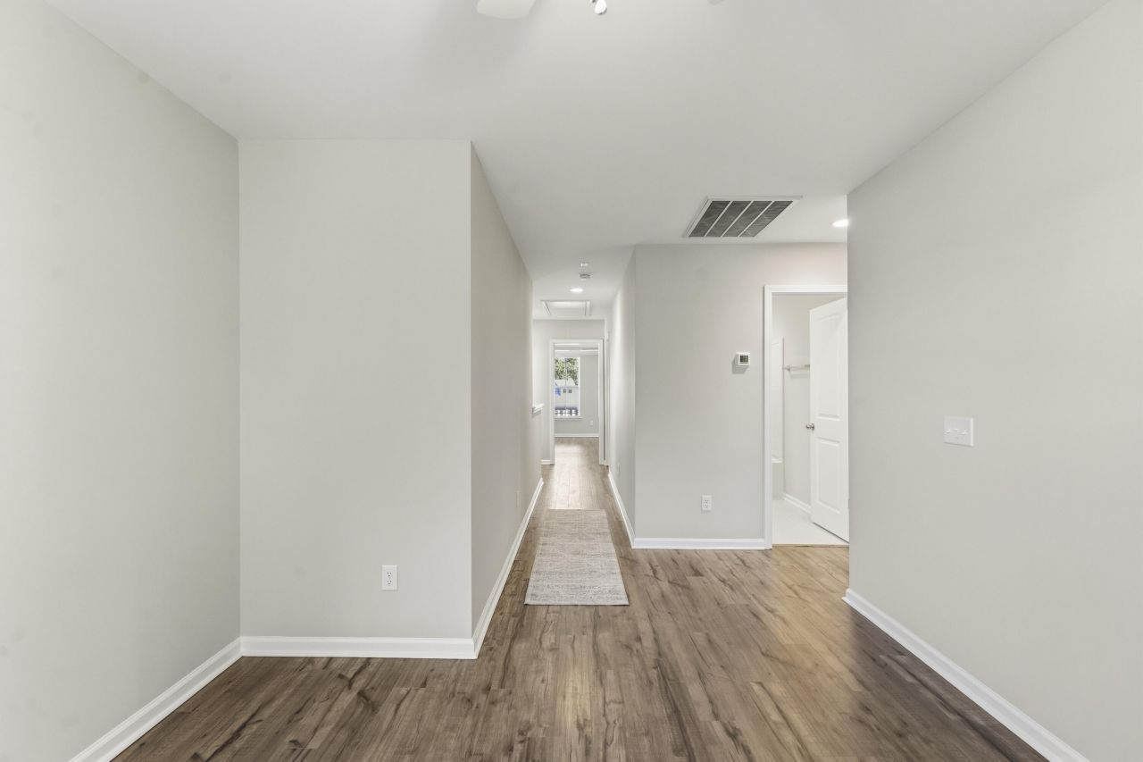 2115 Kemmerlin Street Photo 14