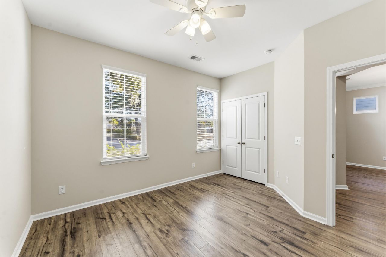 2115 Kemmerlin Street Photo 8