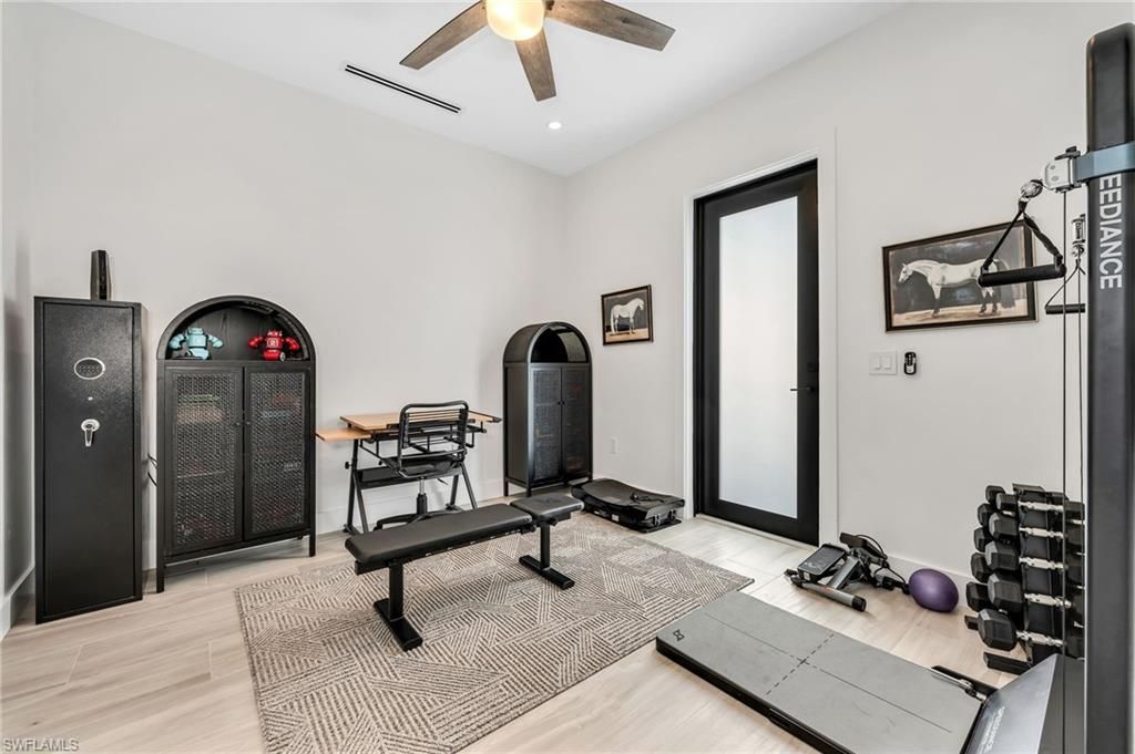 12 35th Ave Nw, Naples, FL 34120 Photo
