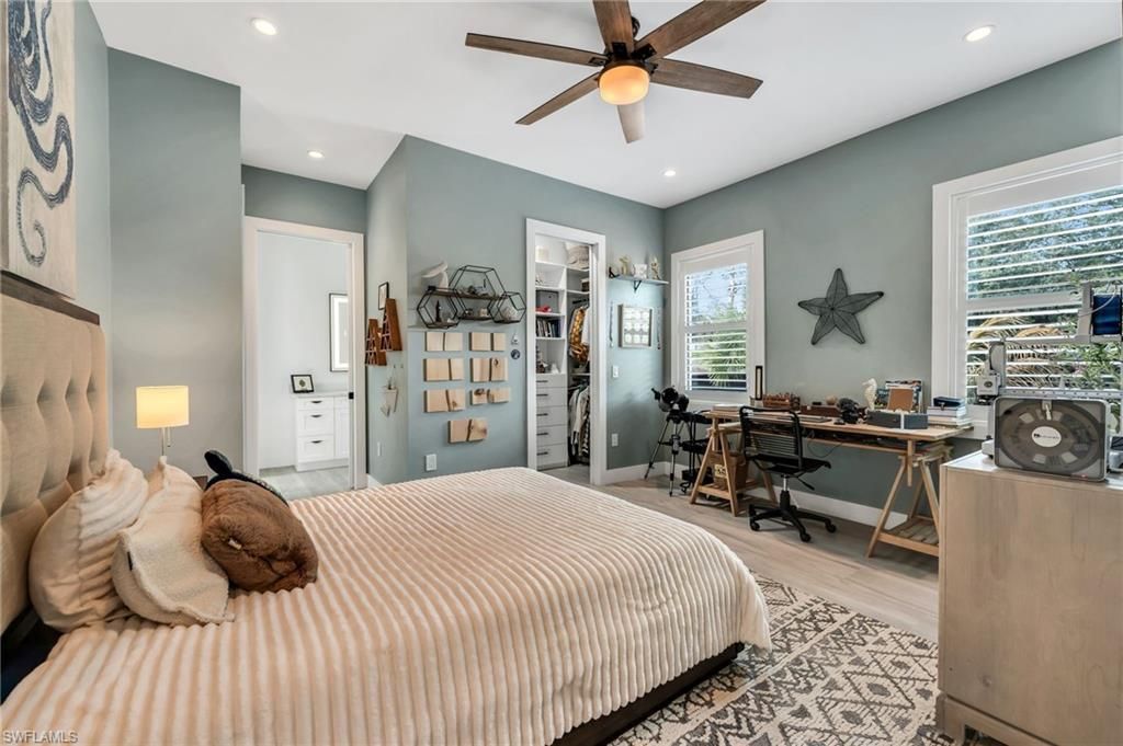 12 35th Ave Nw, Naples, FL 34120 Photo