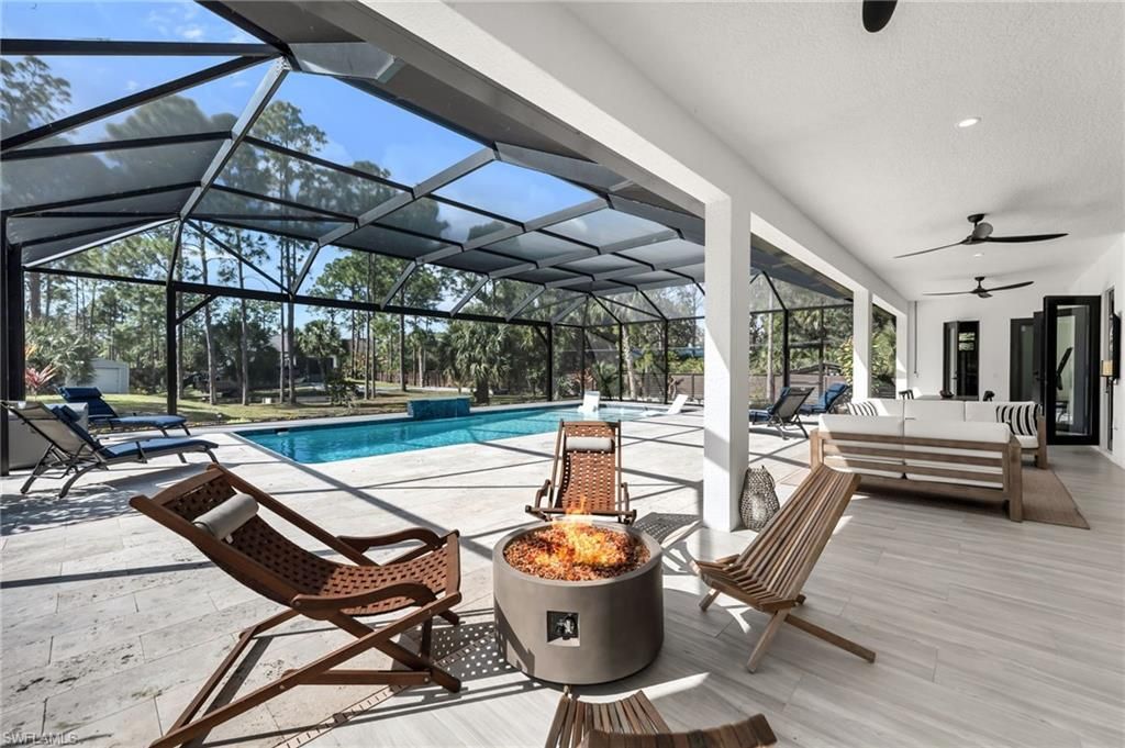 12 35th Ave Nw, Naples, FL 34120 Photo