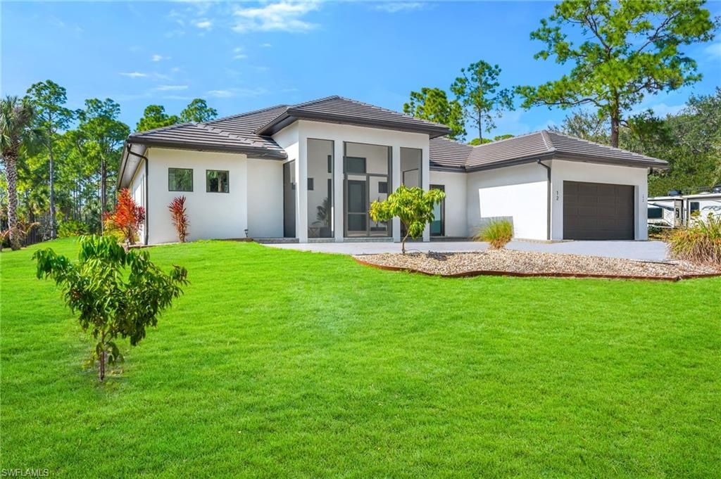 12 35th Ave Nw, Naples, FL 34120 Photo