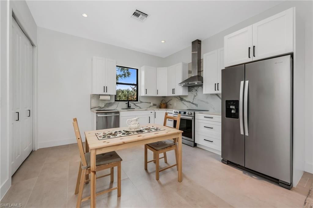 12 35th Ave Nw, Naples, FL 34120 Photo