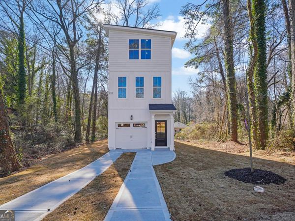 3213 McHenry Avenue, Scottdale, GA 30079