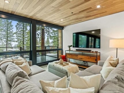 19140 Glades Place, Truckee, CA 96161 Photo