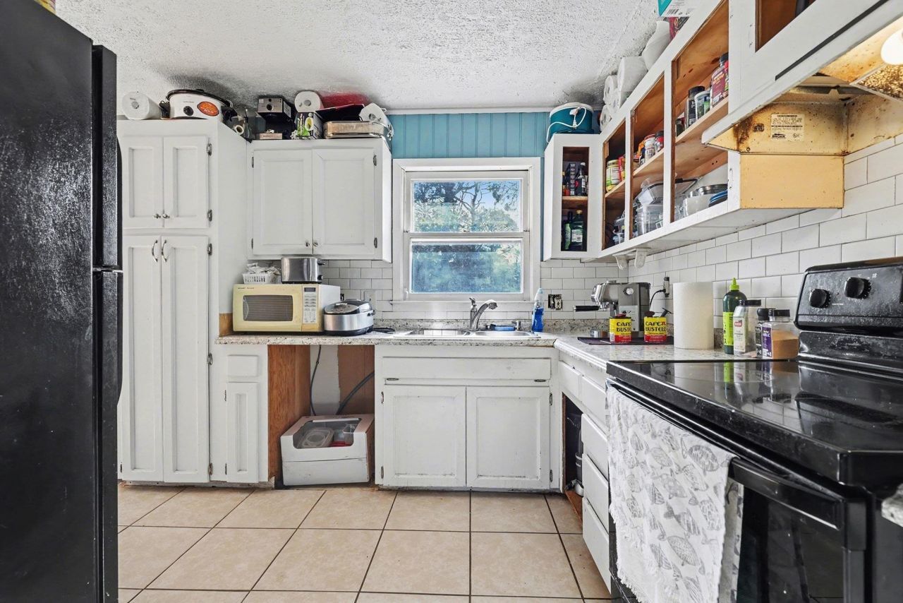 3914 Camellia Dr. Photo 13