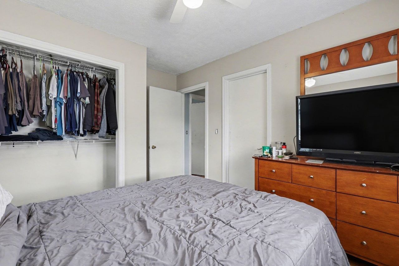 3914 Camellia Dr. Photo 17