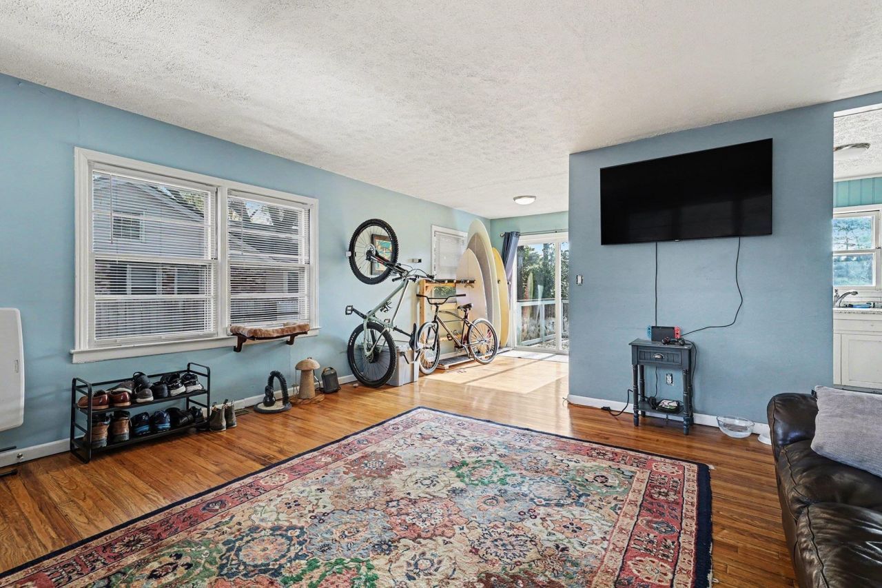 3914 Camellia Dr. Photo 7