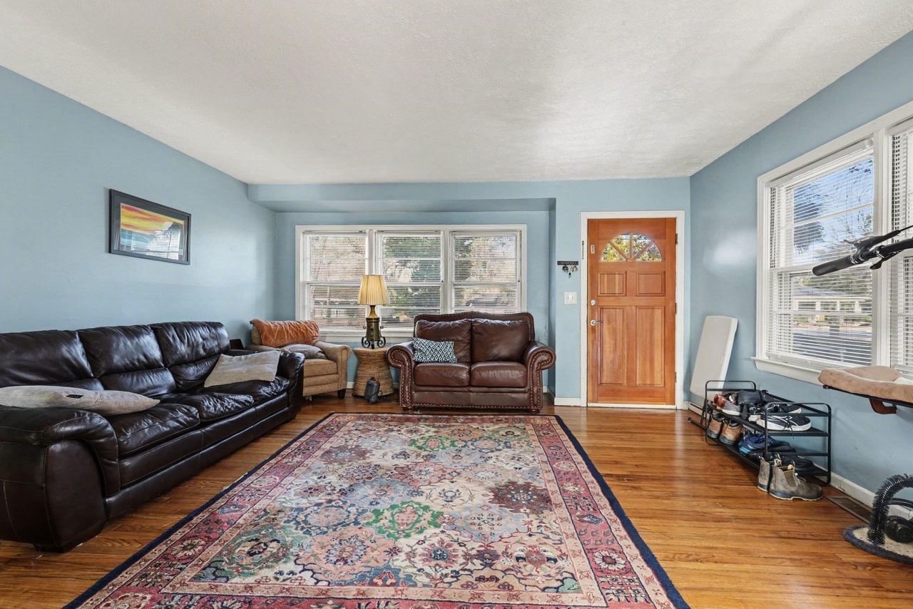 3914 Camellia Dr. Photo 9