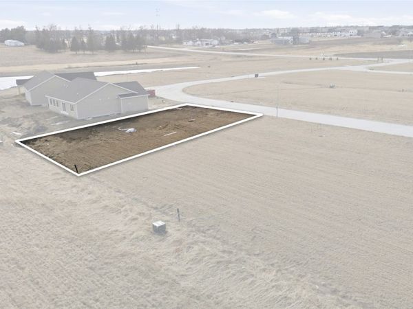 1365 NW Linda Lane, Waukee, IA 50263