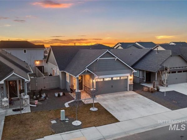 3325 NW 13th Ave, Meridian, ID 83646