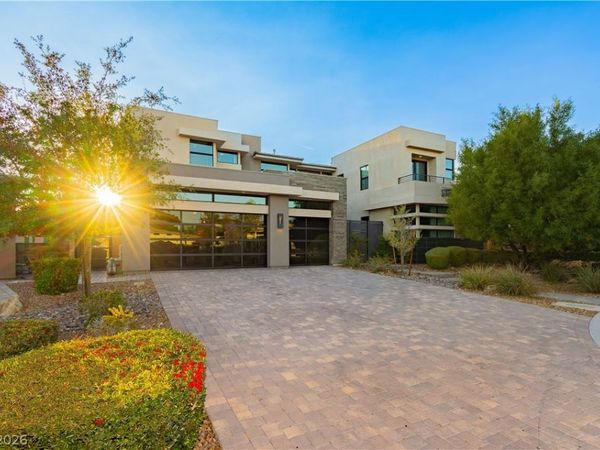 94 Glade Hollow Drive , Las Vegas, NV 89135