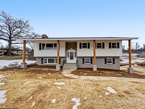 4092 MANCHESTER STREET, GLEN ROCK, PA 17327