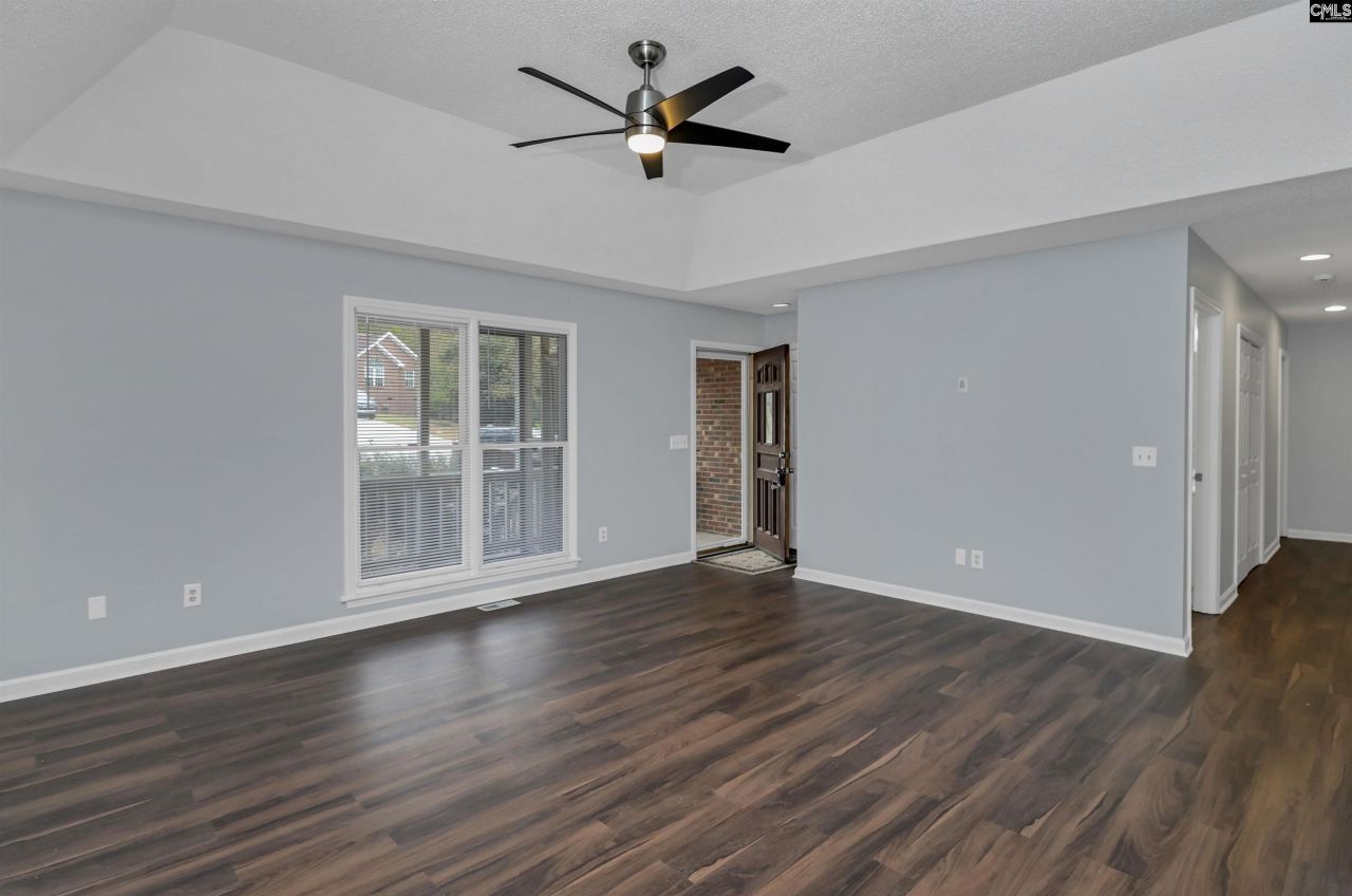 123 Westshire Place Photo 9