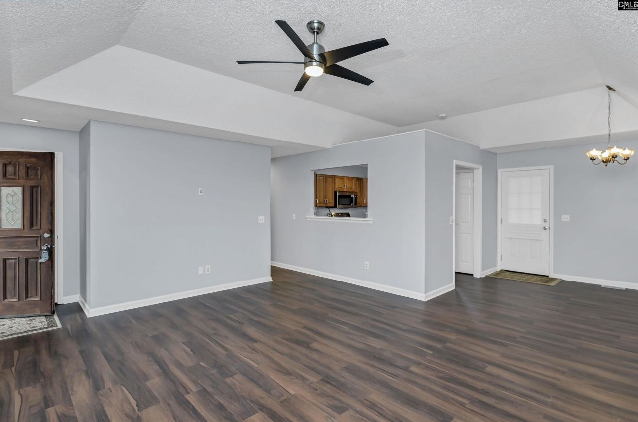 123 Westshire Place Photo 10