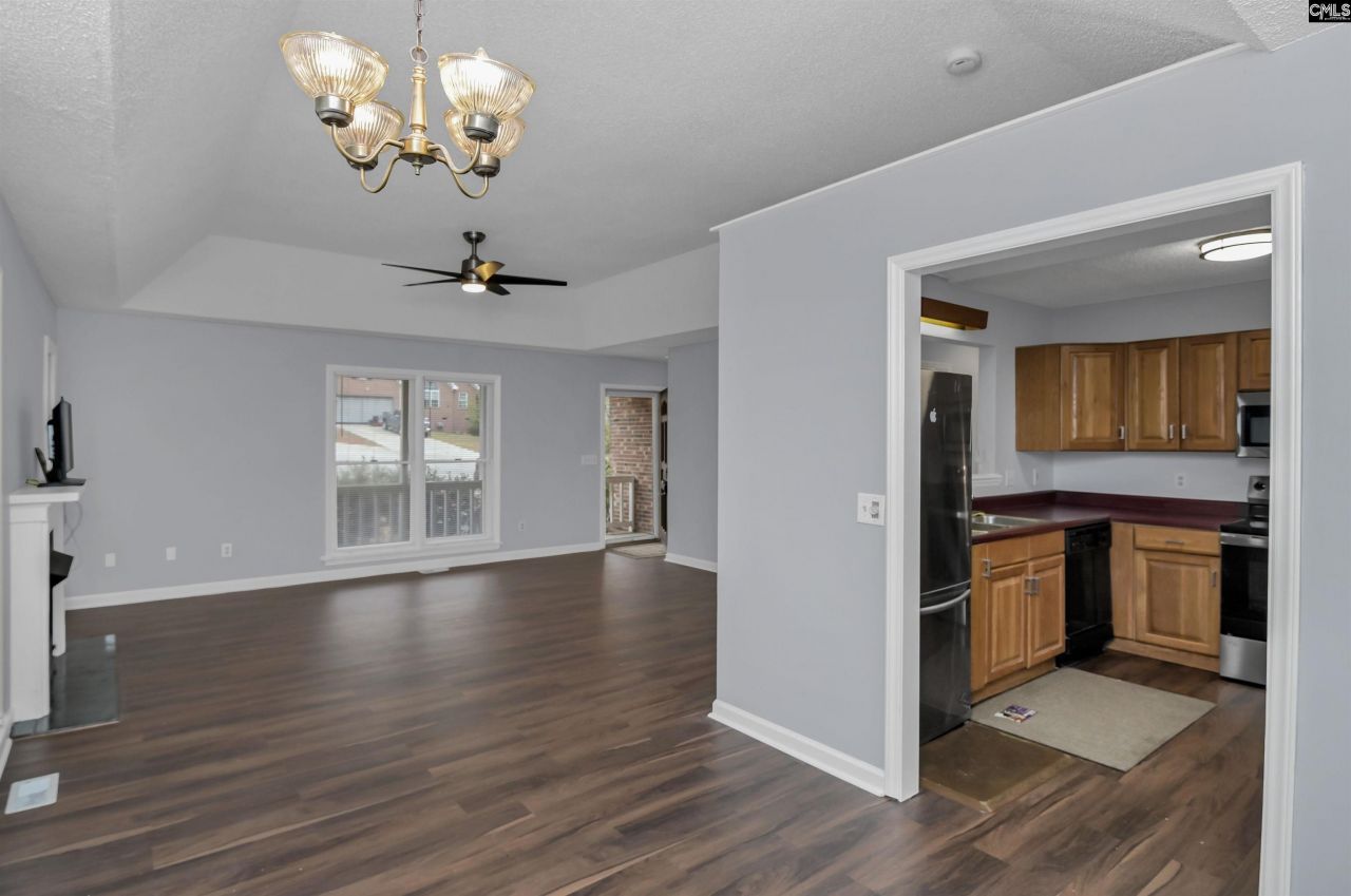 123 Westshire Place Photo 15