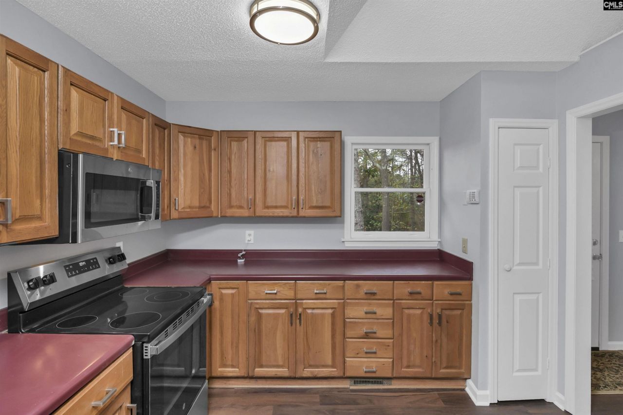 123 Westshire Place Photo 17