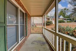 123 Westshire Place photo 4