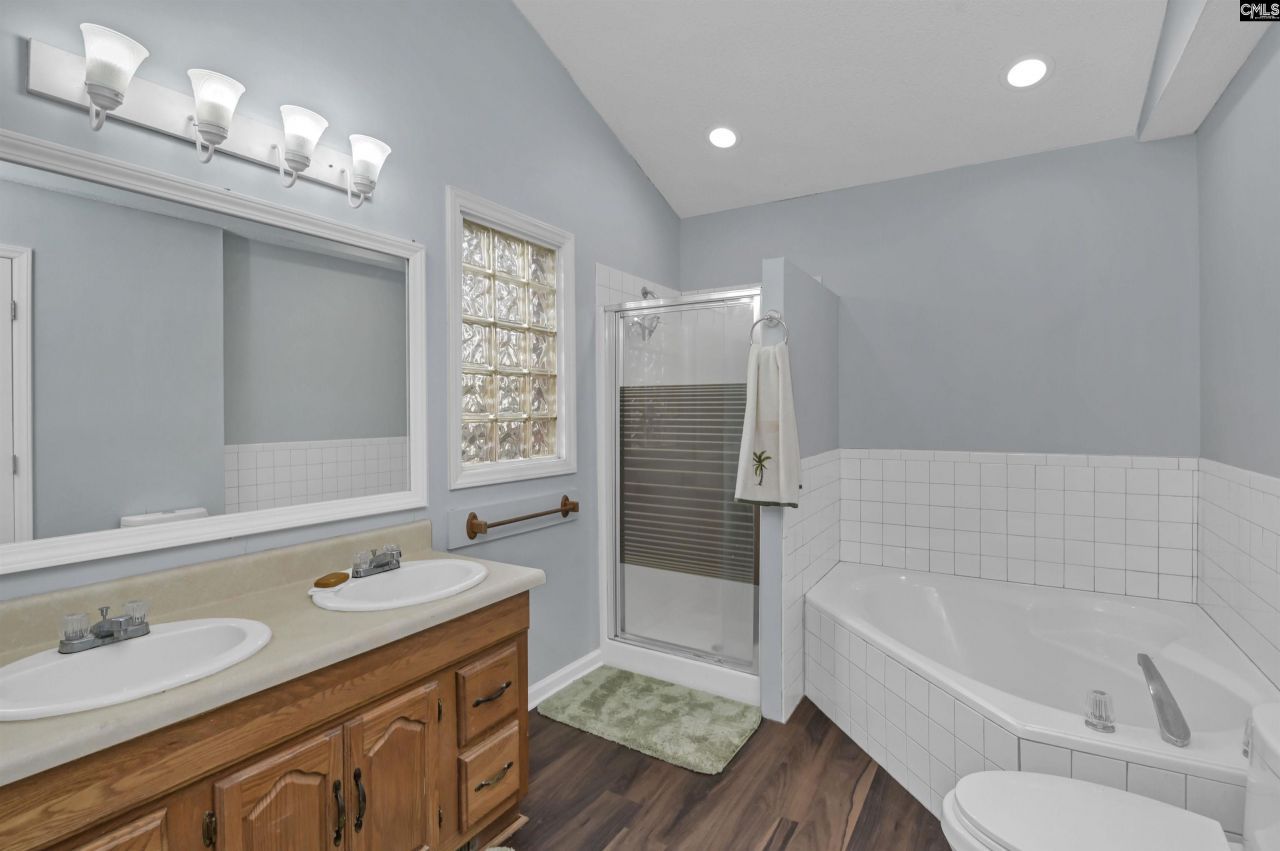 123 Westshire Place Photo 24